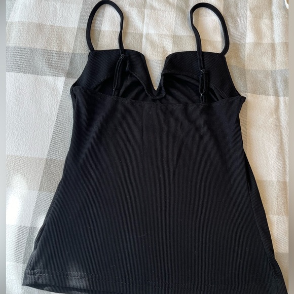 SHEIN Black V Tank - Picture 2 of 3